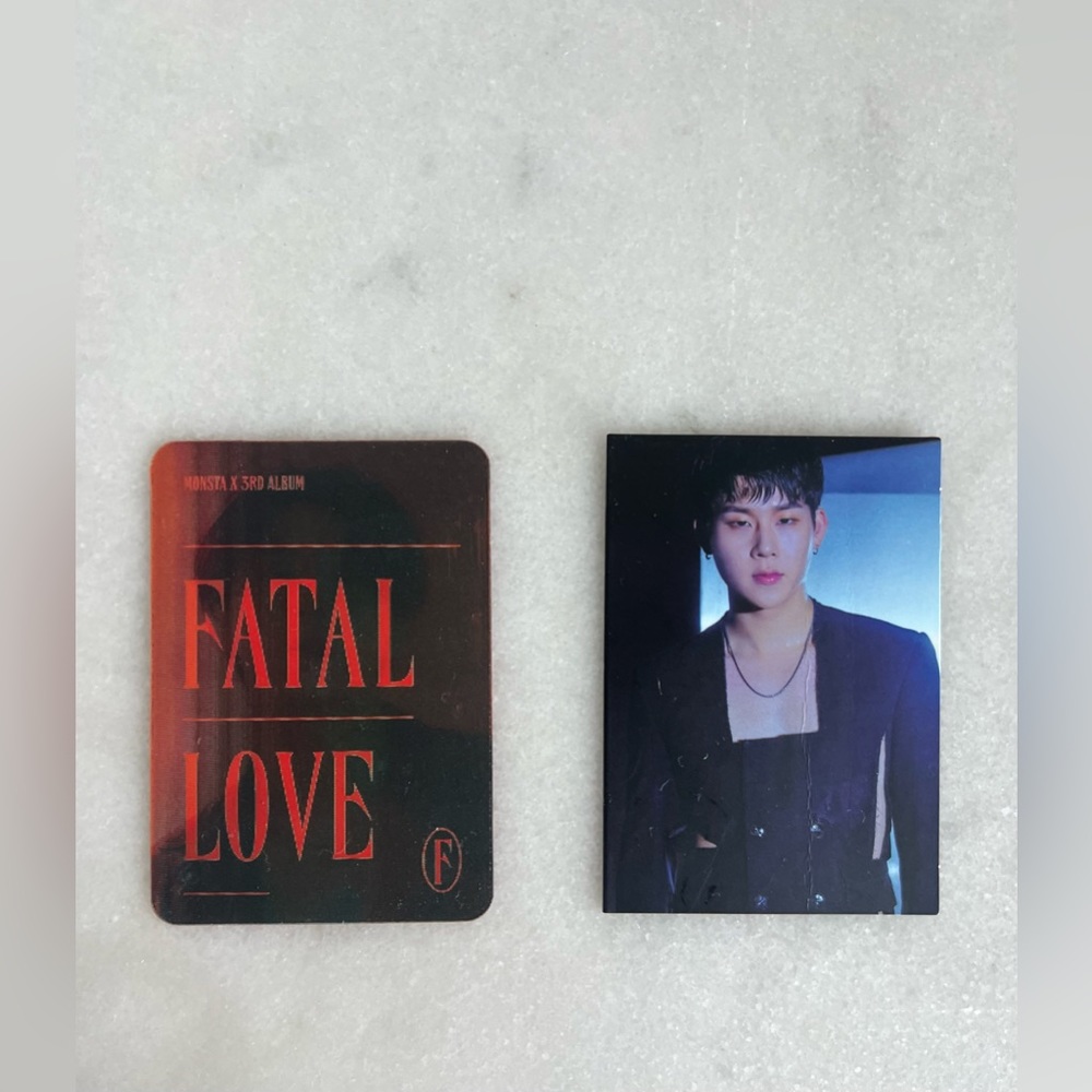 Monsta X photocards